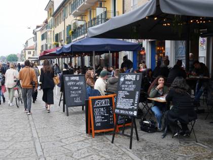L'ira di bar e ristoranti: "Adesso non chiudeteci più"