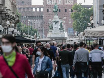 Cade il "mito" dell'immunità di gregge: cosa succede ora