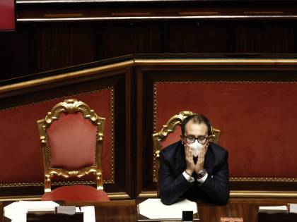 Giustizia sempre più lumaca per Covid. Così Bonafede ha ingolfato i tribunali