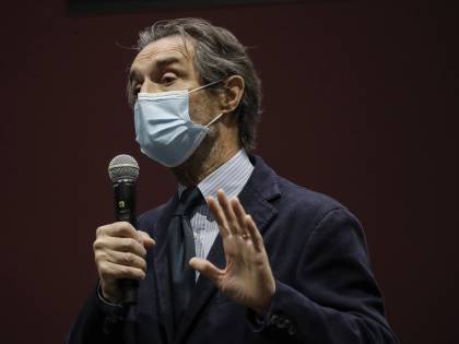 "Obiettivi rispettati. Da lunedi via ai vaccini anche per gli over 50"