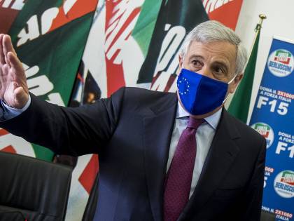 Forza Italia si riorganizza. Al via stagione dei congressi