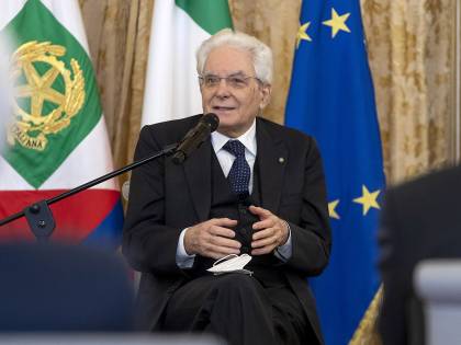 Mattarella "bye bye", la fata madrin* e Platinette: quindi, oggi...