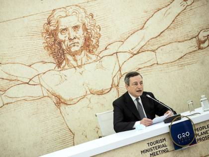 Stoccate a Usa e Ue. E Draghi prende le redini dell’Europa