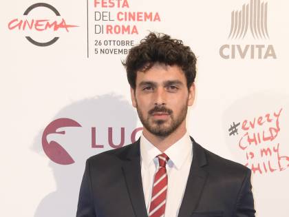 Michele Morrone offende Belen: "Il mio prototipo di donna è più altolocata"