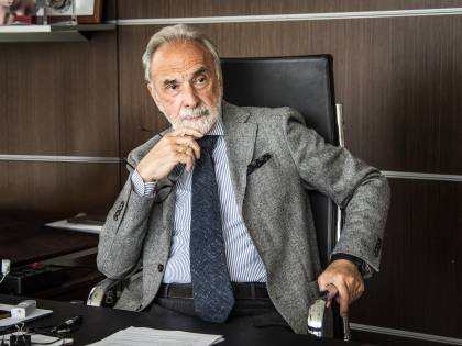 Remuzzi: "Ecco come funziona il farmaco che batte il Covid"