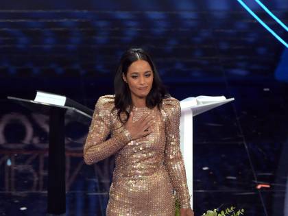 Rula unica donna ospite e la nemesi del buonismo