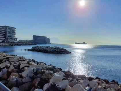 Mascherina, ecco le regole da seguire in spiaggia