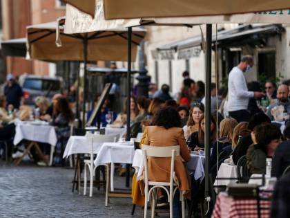 Ristorante, da lunedì cambia tutto: le nuove regole