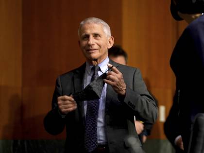 Ecco cosa nascondono le mail segrete di Fauci sul Covid