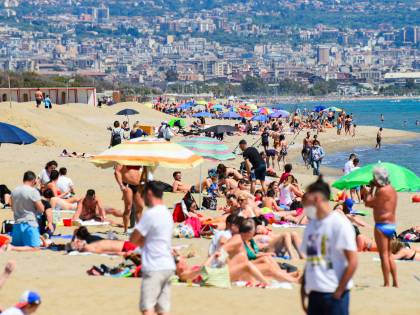 Consumi a picco, risale l'inflazione: autonomi colpiti Il 20% salta le ferie
