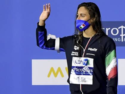 L'Italia ha sempre Fede. E Quadarella dedica l'oro alle piscine dimenticate