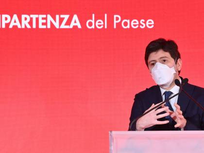 Covid, si stringe il cerchio: il braccio destro di Speranza dai pm