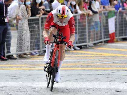 Portabandiera di coppia. Con Rossi e Viviani è salva la meritocrazia