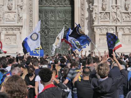 Festa scudetto per 4.500. Centro e movida presidiati contro gli assembramenti