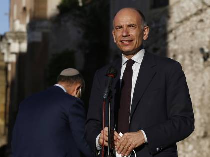 Le sparate "grilline" di Letta per rubare voti ai 5 stelle