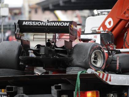 Ferrari, incredibile pole position per Leclerc a Monaco