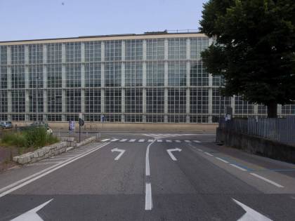 Olivetti e il sogno di costruire la fabbrica a misura d'uomo (senza cadere nel marxismo)