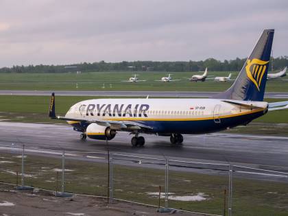 La Bielorussia dirotta un volo Ryanair. L'ira dell'Ue alla vigilia del vertice
