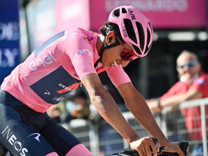 Un altro Giro tra riposo e sole. Soffre Bernal, cuore Nibali