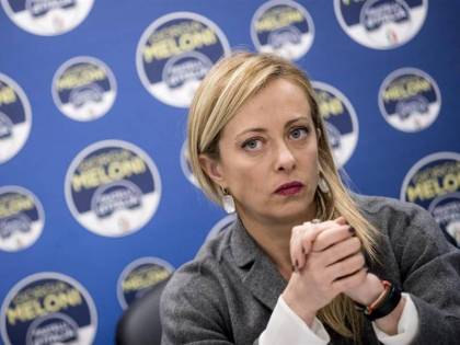 La Meloni zittisce tutti: "Non siamo come i 5S"