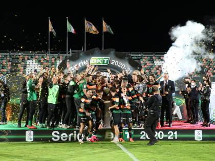 Il Venezia torna in Serie A dopo 19 anni