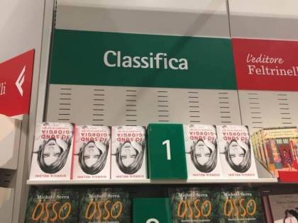 Il prof anti-Meloni fa litigare Lega e Azzolina
