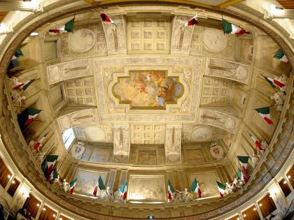 Due Camere sono troppe: ne basta una