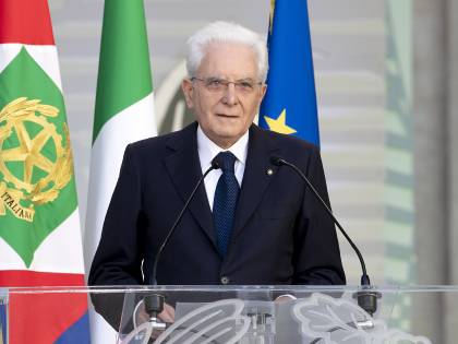 L'appello di Mattarella agli italiani per un "nuovo inizio"