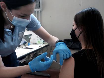 La Lombardia vola. "Salvi per primi". Fedriga si ribella: basta classifiche