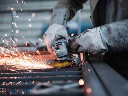 Ma grazie all'acciaio l'Italia può essere green. Persi ogni giorno 156 litri per abitante