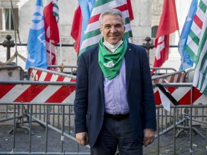 "Draghi tratti con noi e fermi i licenziamenti almeno fino a ottobre"