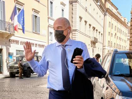 "Risolverò i problemi di Roma, come Mr. Wolf"