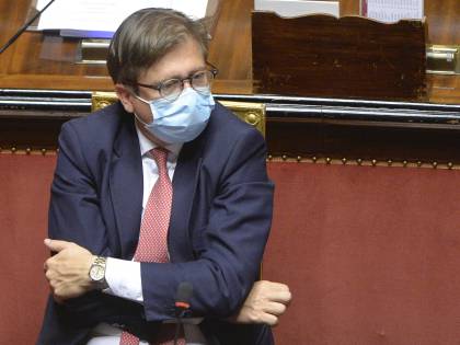 Task force pandemica, scontro sui verbali "Da quelle pagine mancano molte cose..."