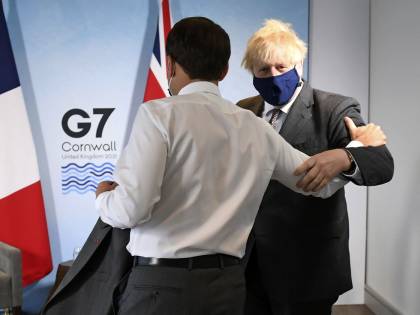 Johnson sfida l'Europa: "Pronti a tutto sull'Irlanda del Nord"