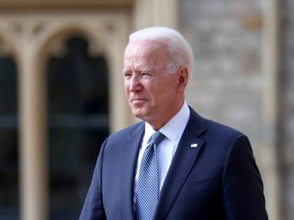 Biden esalta la Nato e rassicura l'Europa. "Gli Usa ci sono". Aut aut alla Russia