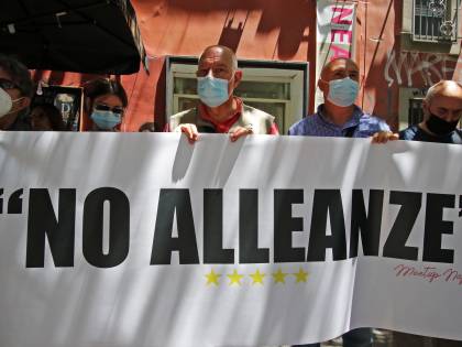 L'alleanza Pd-M5s crolla nelle città. L'unica isola felice per ora è Napoli