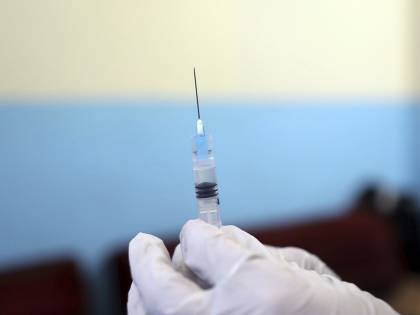 Genova, 34enne in terapia intensiva: era stato vaccinato con J&J Genova, 34enne in terapia intensiva: era stato vaccinato con J&J