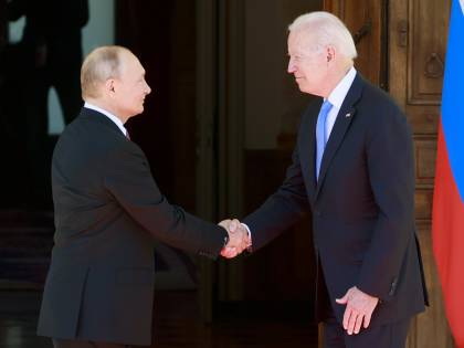 "Dialogo strategico" su armi nucleari e cyberconflitto. Ora la Cina fa paura