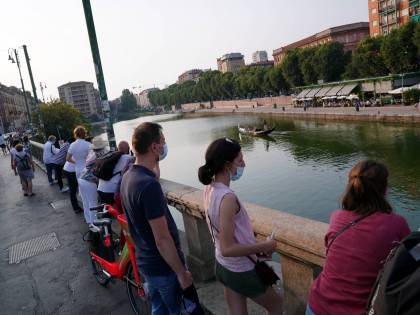 Speranza si sveglia? Chiesto parere al Cts per le mascherine