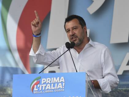 Salvini torna in piazza: "Centrodestra unito per la libertà degli italiani"