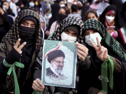 L'Iran: "Via le sanzioni e limitiamo il nucleare". Israele: "Non fidatevi"