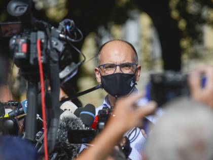 Letta ci vuole tutti in ginocchio