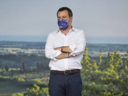 "Non si volti dall’altra parte": Salvini attacca Lamorgese