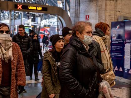 Coronavirus, capostazione sta male a Casalpusterlengo: treni fermi