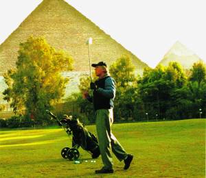 Golf & piramidi vanno a braccetto