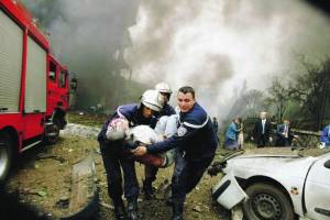 Al Qaeda colpisce anche Algeri 
Gli 007: "Soldati italiani a rischio"