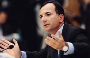 La mossa di Frattini. Una task force europea contro gli incendiari
