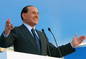 Berlusconi: "Subito alle elezioni 
o milioni in piazza per chiederle"