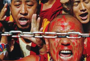 Tibet, primi ergastoli 
per le proteste 
anti cinesi di marzo