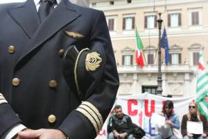 Così la Nuova Alitalia volerà "senza piloti" 
Notaro: andremo a lavorare per altre compagnie